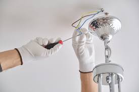 Handyman's Innovations in Light Installation in Oregon