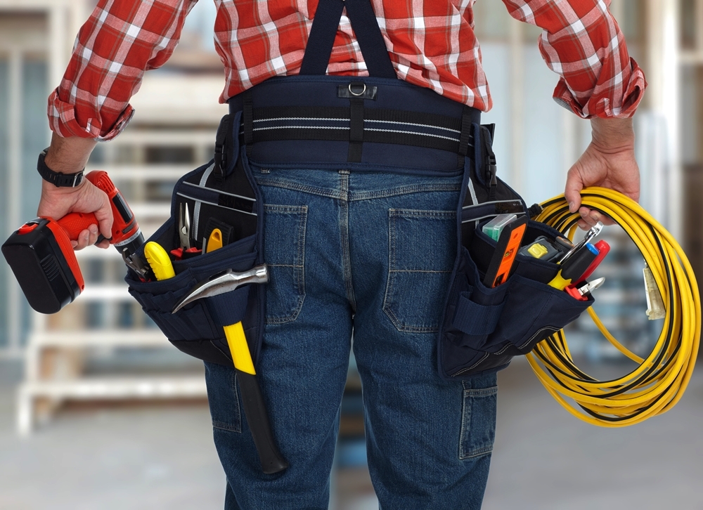 Trust Our Handyman Team to Keep You Connected